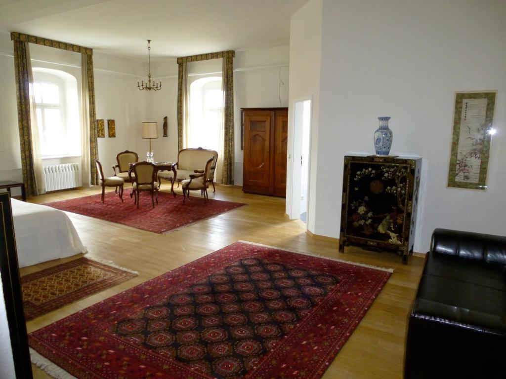 Schloss Hotel Wallhausen Wallhausen  Rum bild